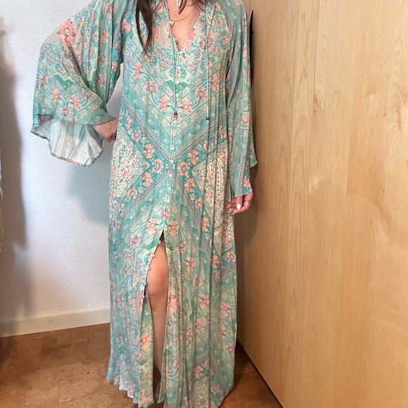 Spell Farrah Half Moon Gown BNWT - Picture 5 of 5